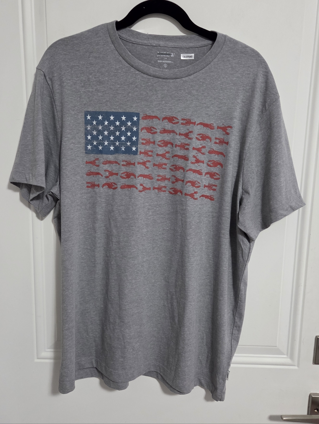 J. Crew Men's Lobster Flag Graphic Tee - Size L